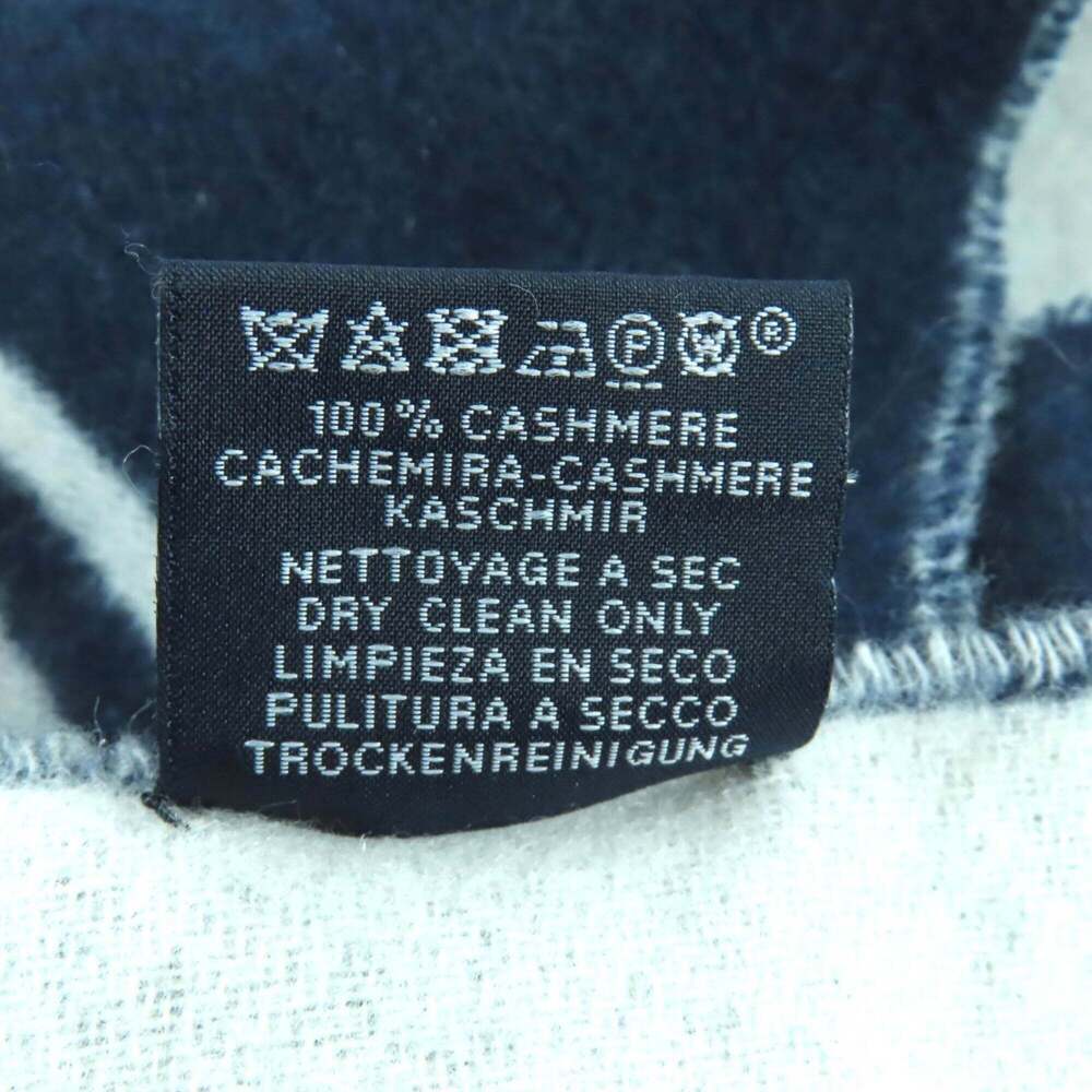 HERMES Authentic White Scarf - Picture 8 of 10